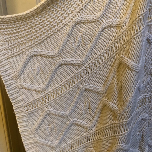 Creamed knitted long boho vest - Picture 4 of 6